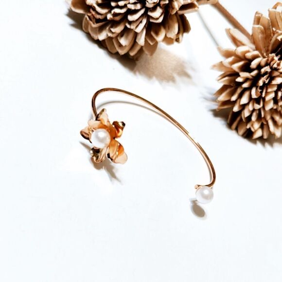 Flower cuff bracelet M153 - Picture 3 of 7